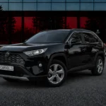 Toyota RAV4 (2)